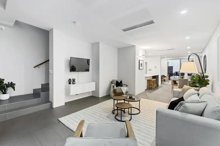 2/183 Roberts Road, Subiaco WA 6008