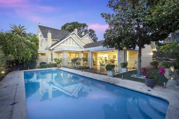 9 Cliff Road, Claremont WA 6010