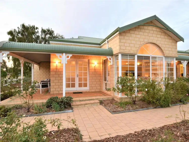 1 Beroona Place, Jane Brook WA 6056
