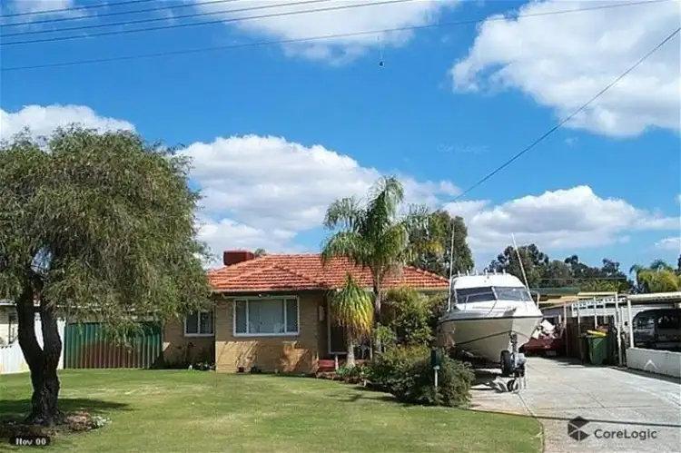 39 Broookman Avenue