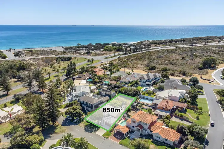 32 Kingsland Avenue, City Beach WA 6015