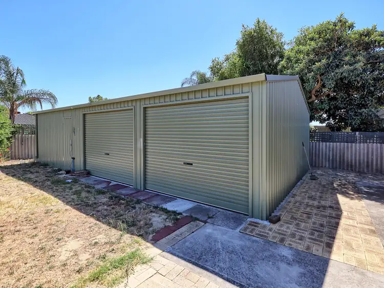 183 Railway Avenue, Kelmscott WA 6111
