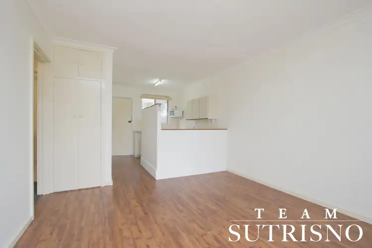 9/252 Spencer Road, Thornlie WA 6108
