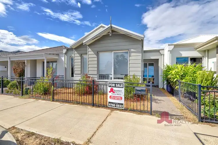 14 Oakover Street, Dalyellup WA 6230