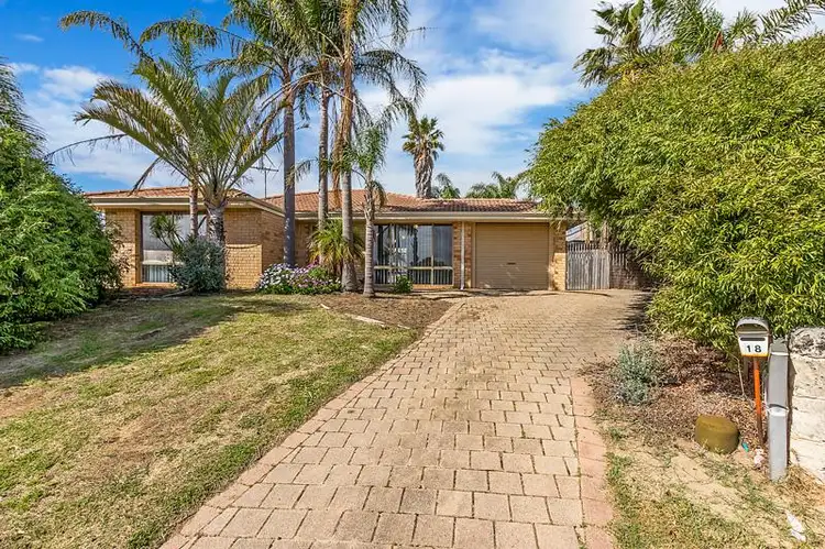 18 Chipper View, Parmelia WA 6167