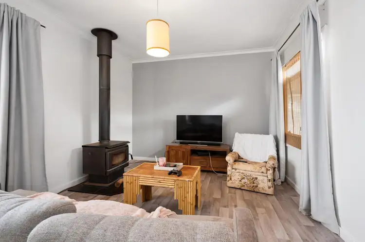 Second view of Homely house listing, 5 Watts Close, Boulder WA 6432