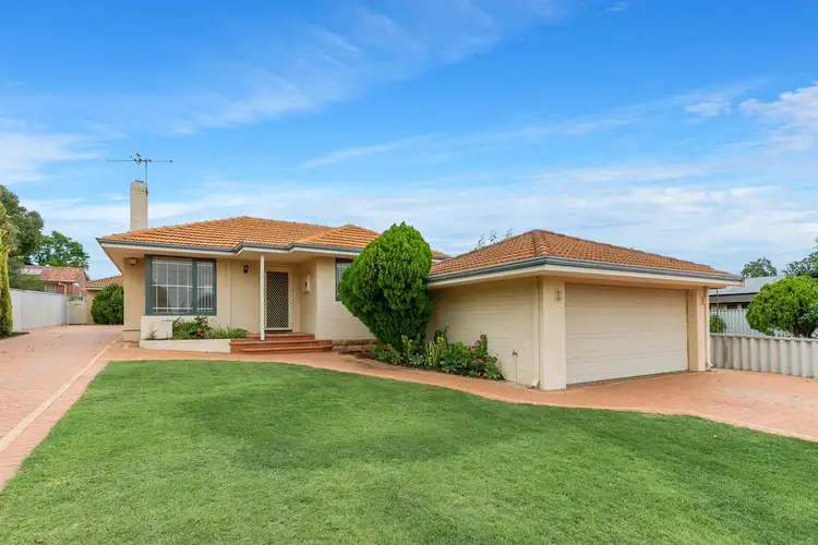 6 Lewes Road, Nollamara WA 6061