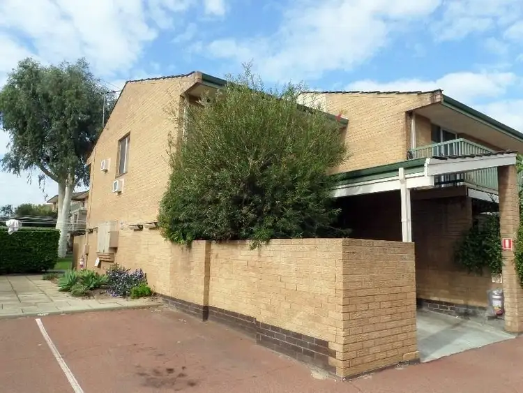 40/6 Manning Terrace
