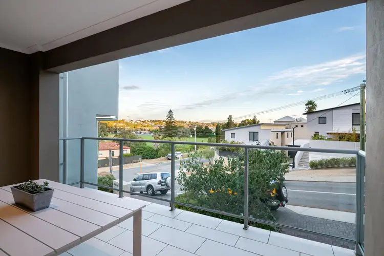 Fifth view of Homely house listing, 1/14 Sackville Terrace, Scarborough WA 6019
