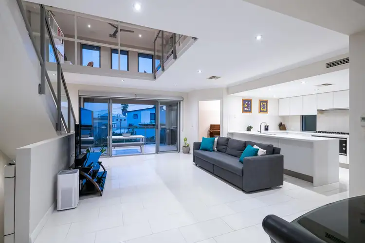 Seventh view of Homely house listing, 1/14 Sackville Terrace, Scarborough WA 6019