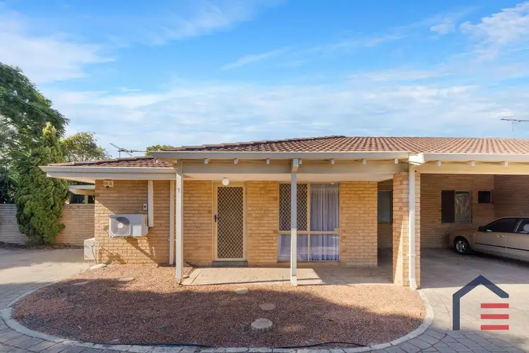 1/4 Brosnan Street, Dianella WA 6059