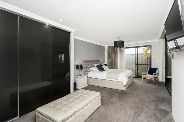 Sixth view of Homely house listing, 9 Edgehill Walk, Piara Waters WA 6112