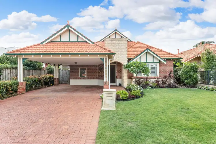 21 Jubaea Gardens, Mount Claremont WA 6010