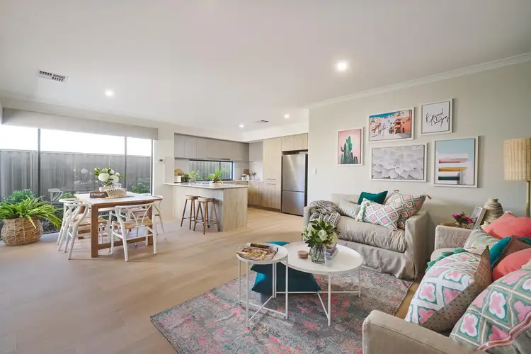 Third view of Homely house listing, 5 Topaz Way, Treeby WA 6164