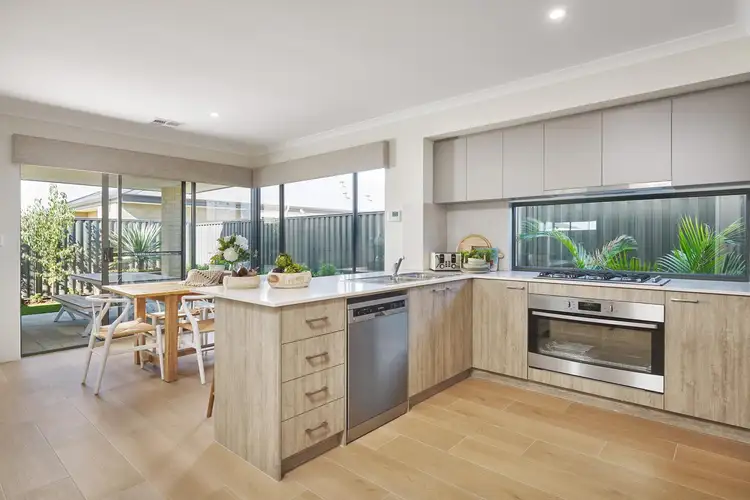 Fifth view of Homely house listing, 5 Topaz Way, Treeby WA 6164