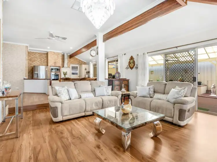 38 Sugarwood Drive, Thornlie WA 6108