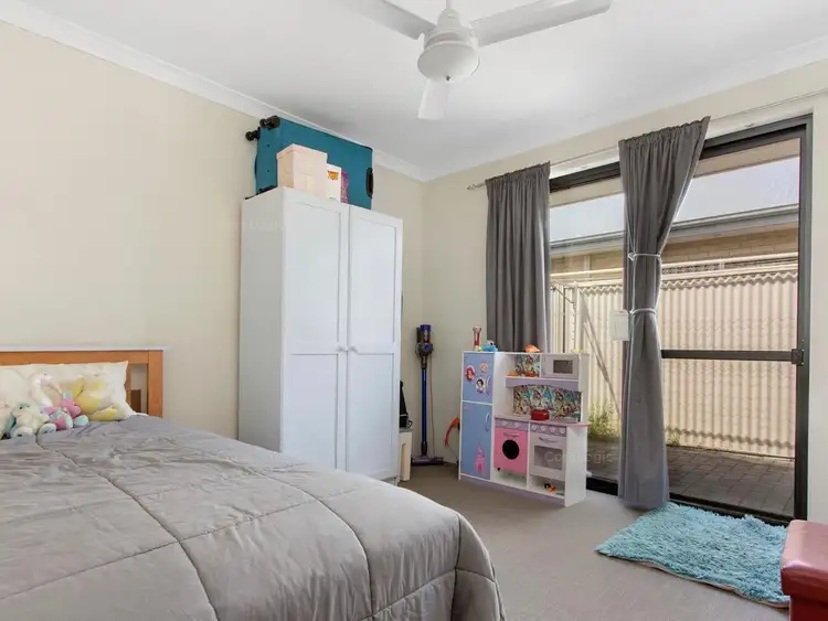Fifth view of Homely house listing, 2 ARNSIDE BEND, Waikiki WA 6169