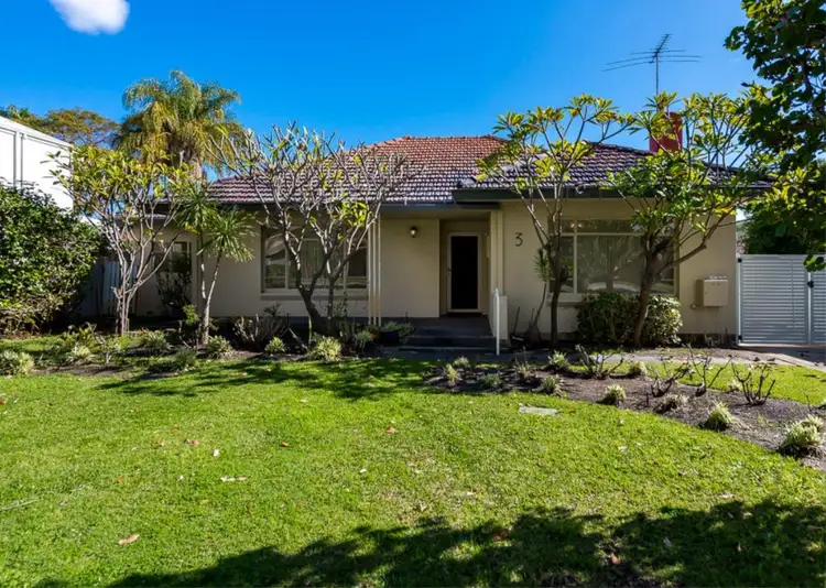 3 Clydesdale Street, Alfred Cove WA 6154