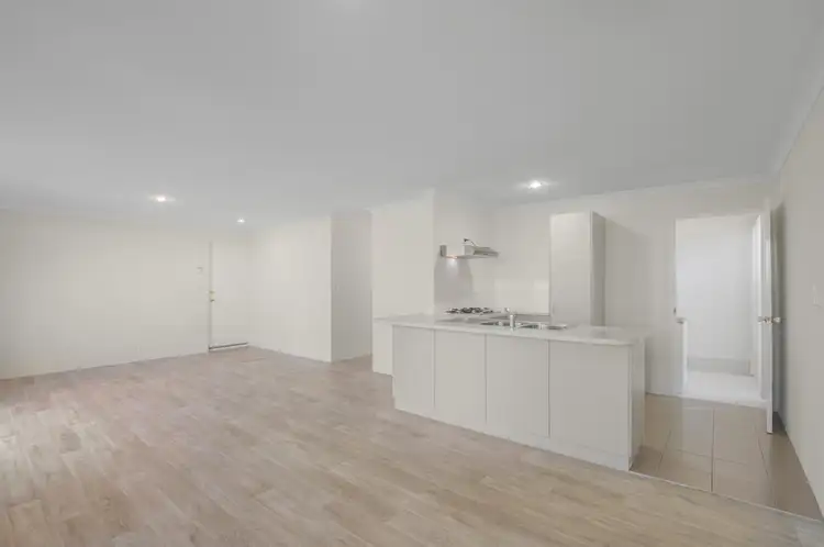 4B Colby Way, Thornlie WA 6108
