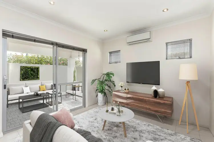 2/15 Hertha Road, Innaloo WA 6018