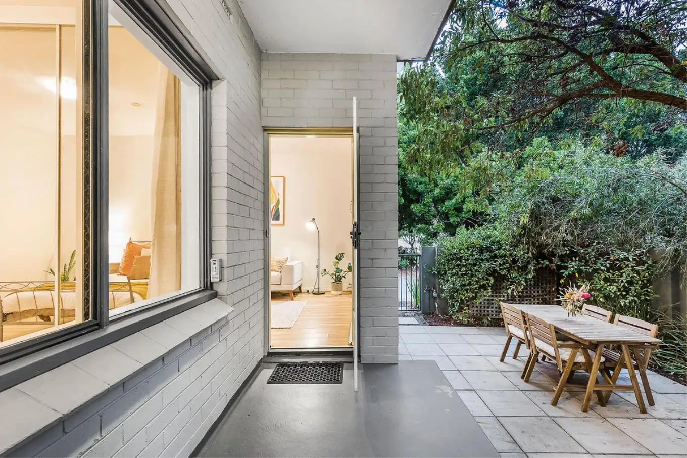 Main view of Homely unit listing, 2/3 Currie Street, Jolimont WA 6014