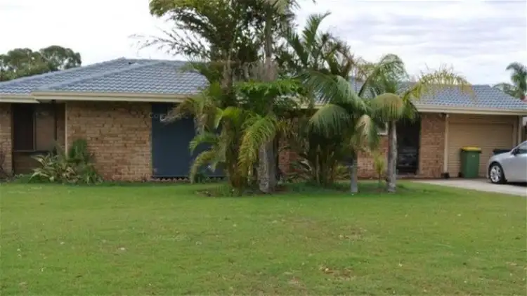 62 Peelwood Parade, Halls Head WA 6210