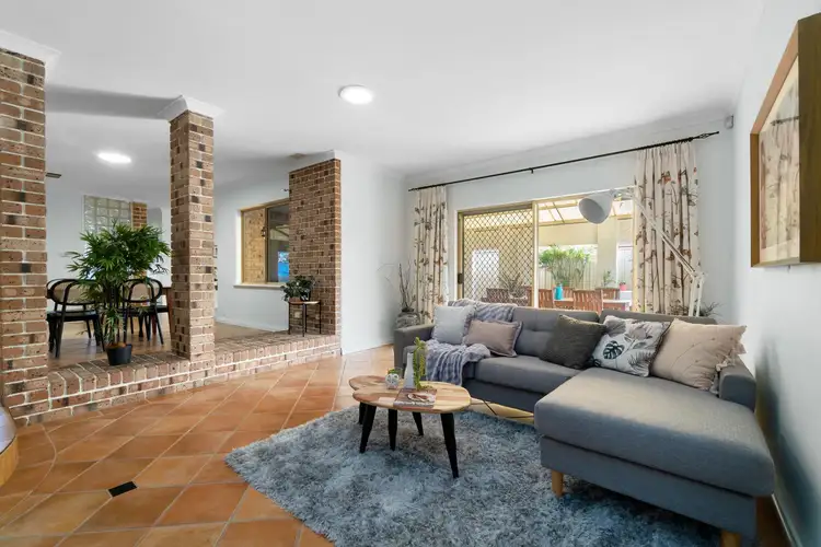 14 Stonecreek Close, Thornlie WA 6108