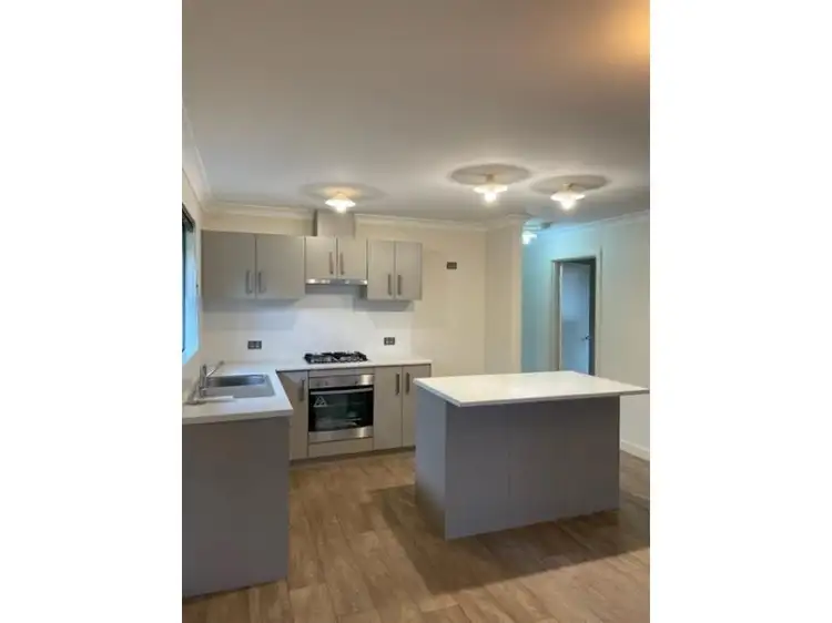 3B Dowley Court