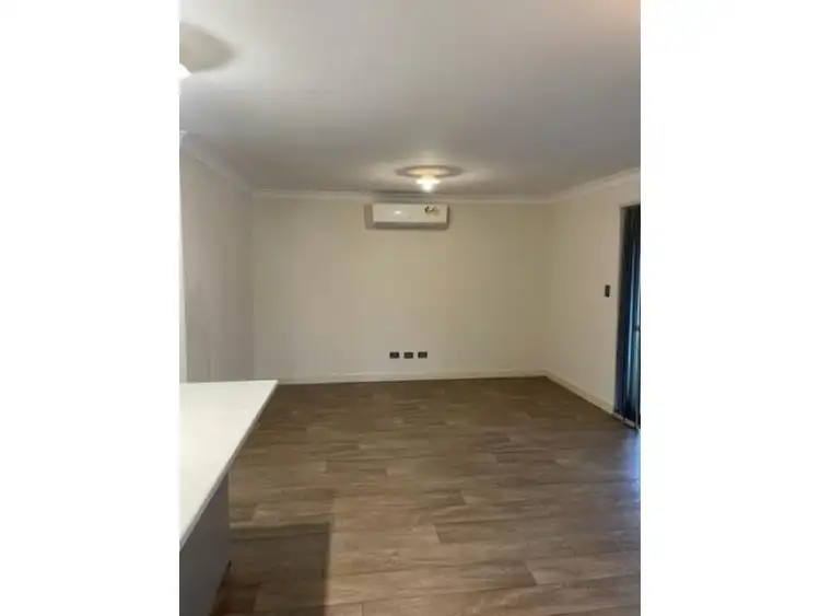Fifth view of Homely unit listing, 3B Dowley Court, Queens Park WA 6107