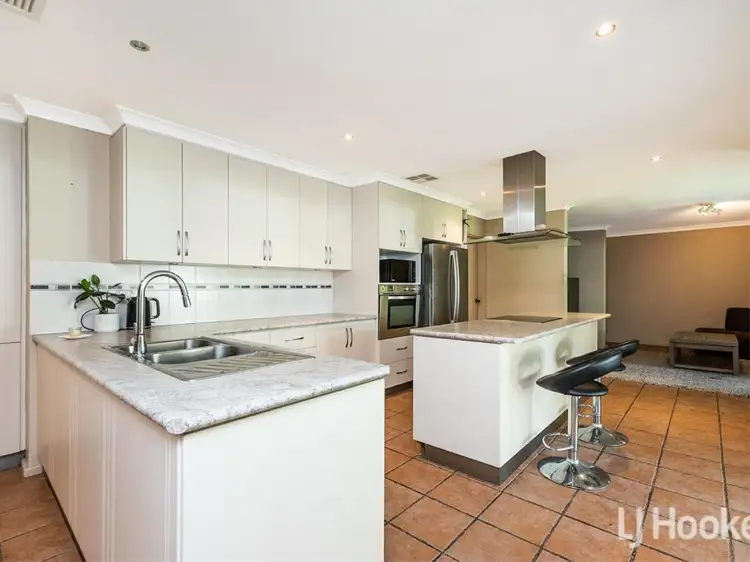 Second view of Homely house listing, 19 Coronet Court, Thornlie WA 6108