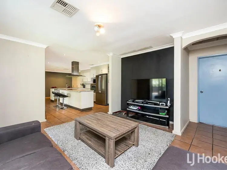 Sixth view of Homely house listing, 19 Coronet Court, Thornlie WA 6108