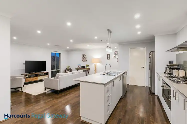 Sixth view of Homely house listing, 2 Litchfield Circle, Wandi WA 6167