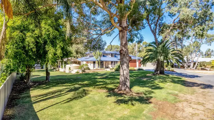 5 Kingscote Place, Greenfields WA 6210