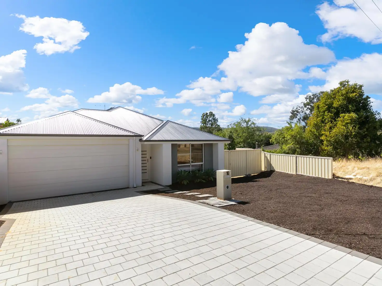 Main view of Homely house listing, 10 Bamlett Street, Mount Nasura WA 6112