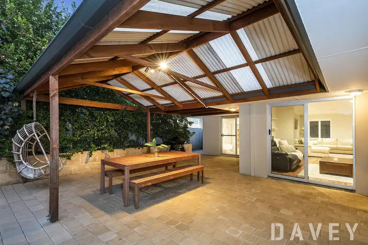 89 Lynn Street, Trigg WA 6029