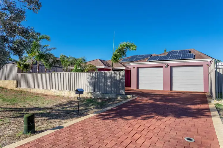70 Chiltern Avenue, Brookdale WA 6112