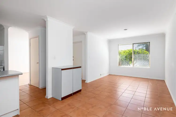 Sixth view of Homely house listing, 2 Drayton Green Way, Kingsley WA 6026