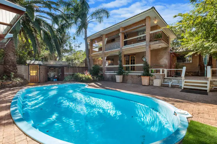 4 Harbour Road, Kalamunda WA 6076