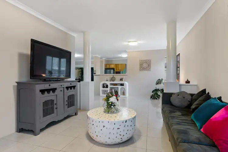 Fourth view of Homely house listing, 1/121 Grand Promenade, Doubleview WA 6018