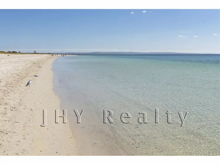 Fifth view of Homely house listing, 7 Davies Way, Broadwater WA 6280