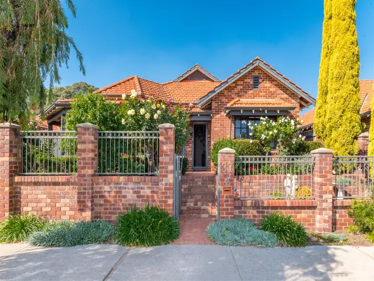 2 / 37 Central Road, Kalamunda WA 6076