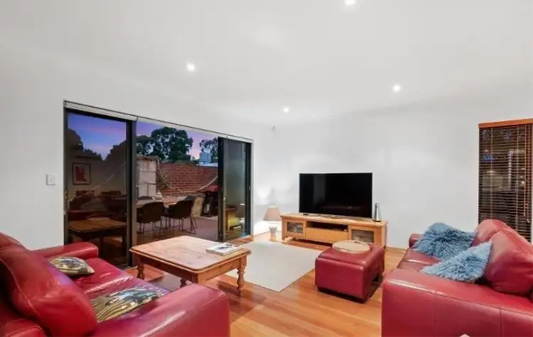 Sixth view of Homely house listing, 5 Pimelea Crescent, Mount Claremont WA 6010