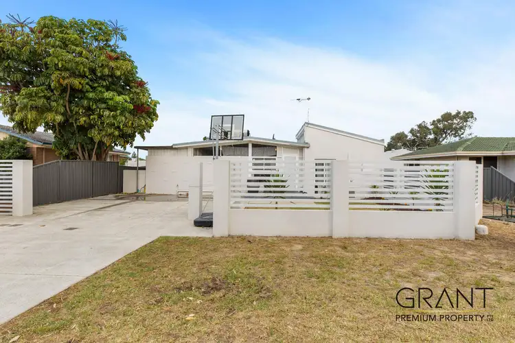 5B Churchdown Street, Thornlie WA 6108