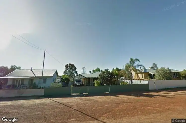 82 King Street, Coolgardie WA 6429