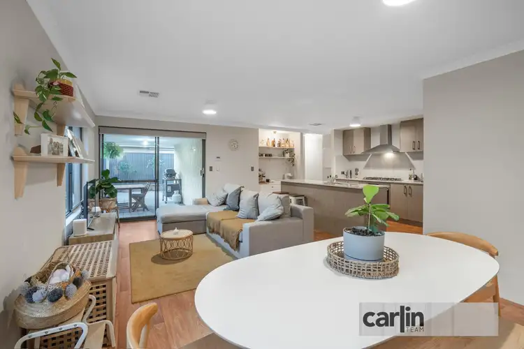 Sixth view of Homely house listing, 8 Indigo Bend, Wellard WA 6170