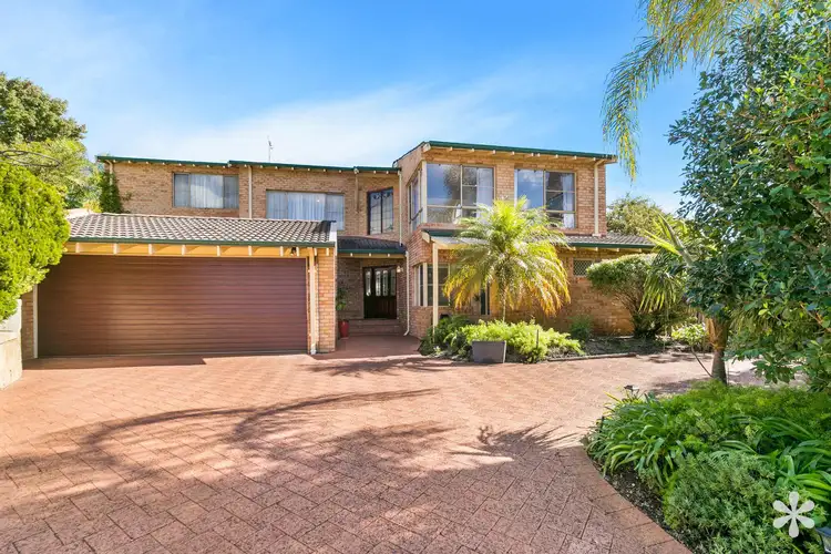 4 Wade Court, Leeming WA 6149