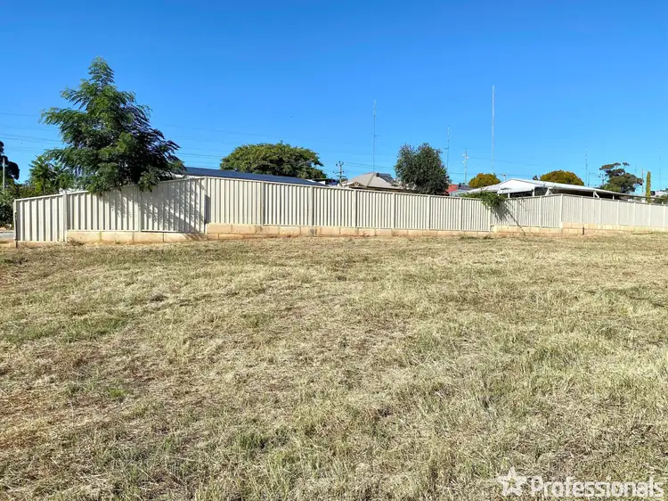 22 Lyon Street, Northam WA 6401