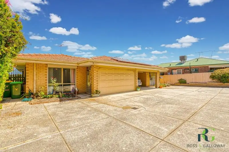 Main view of Homely villa listing, 1/33 Murray Road, Palmyra WA 6157