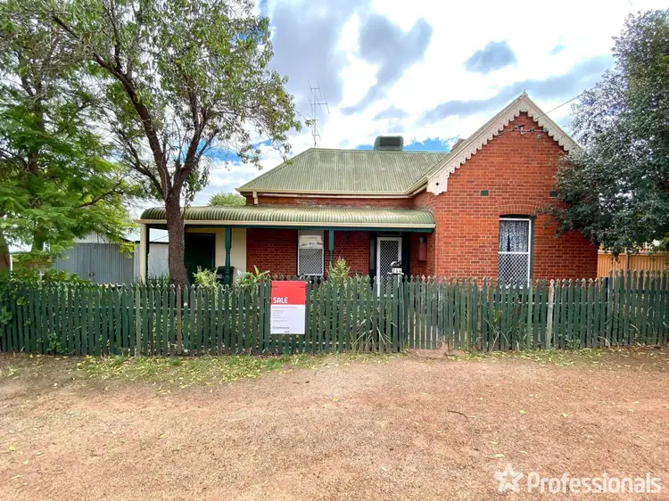 244 Duke Street West, Northam WA 6401