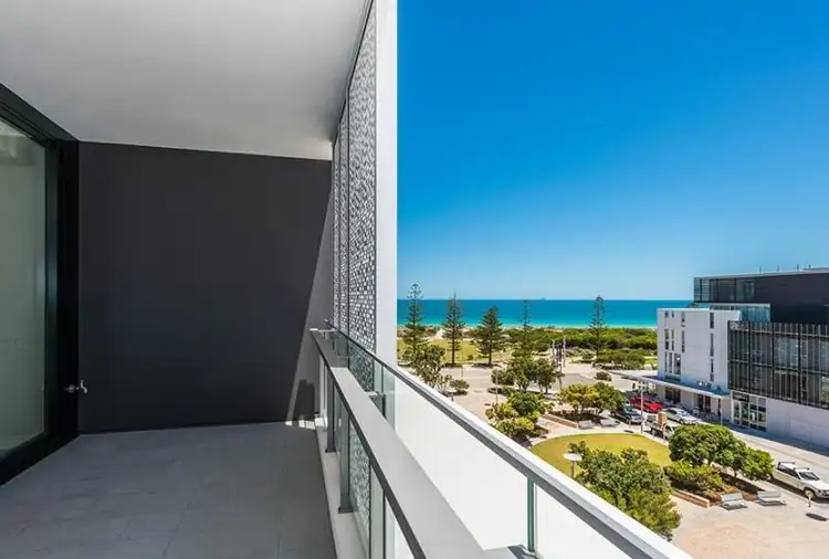 504/17 Freeman Loop, North Fremantle WA 6159